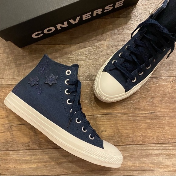 Converse Chuck Taylor All Star Into the Void Egret Navy Floral High Top Sneakers - Picture 4 of 12